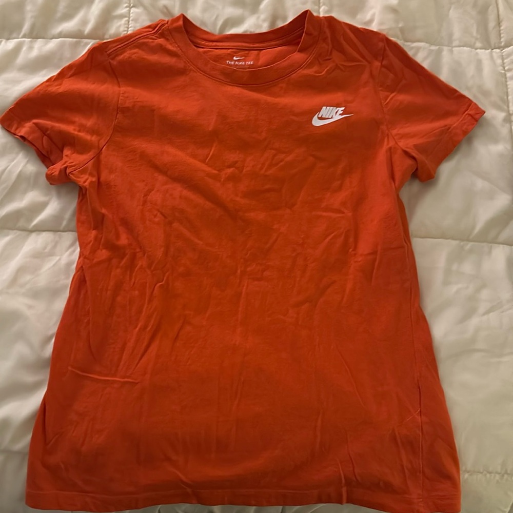 Nike t-shirt